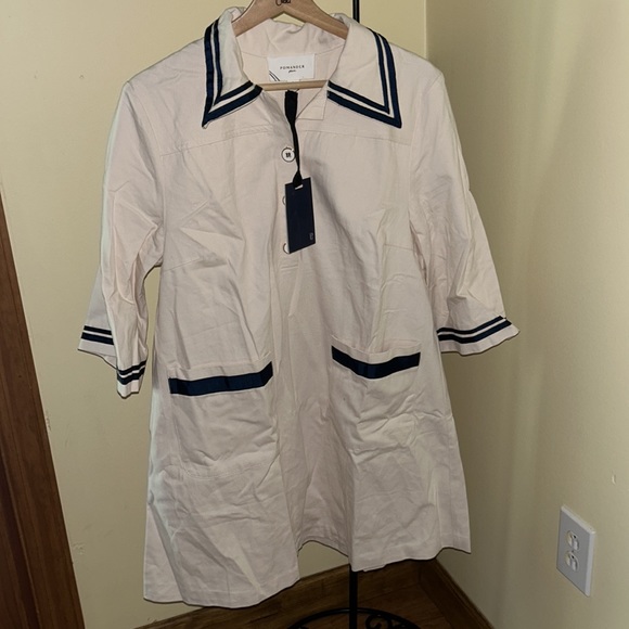 Gardenia Hart Shirt Dress
POMANDER PLACE - Picture 6 of 10